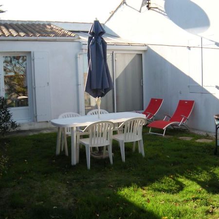 Petite Maison Charmante A La Couarde-Sur-Mer Avec Jardin Cloture Bagian luar foto